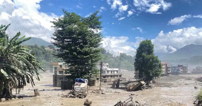 291 foreign tourists among hundreds missing after deadly flash flood hits Nepal-Tibet border