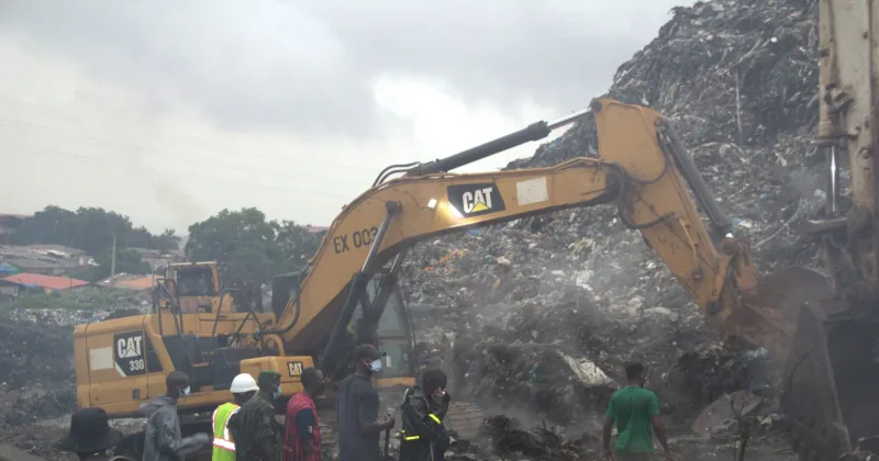 Guinea rubbish landfill collapse kills 30
