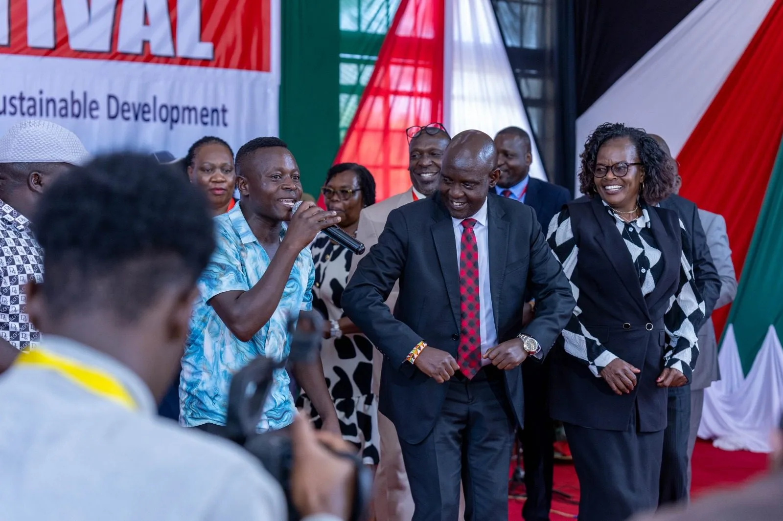 Govt, corporate sector push to commercialise student talent 