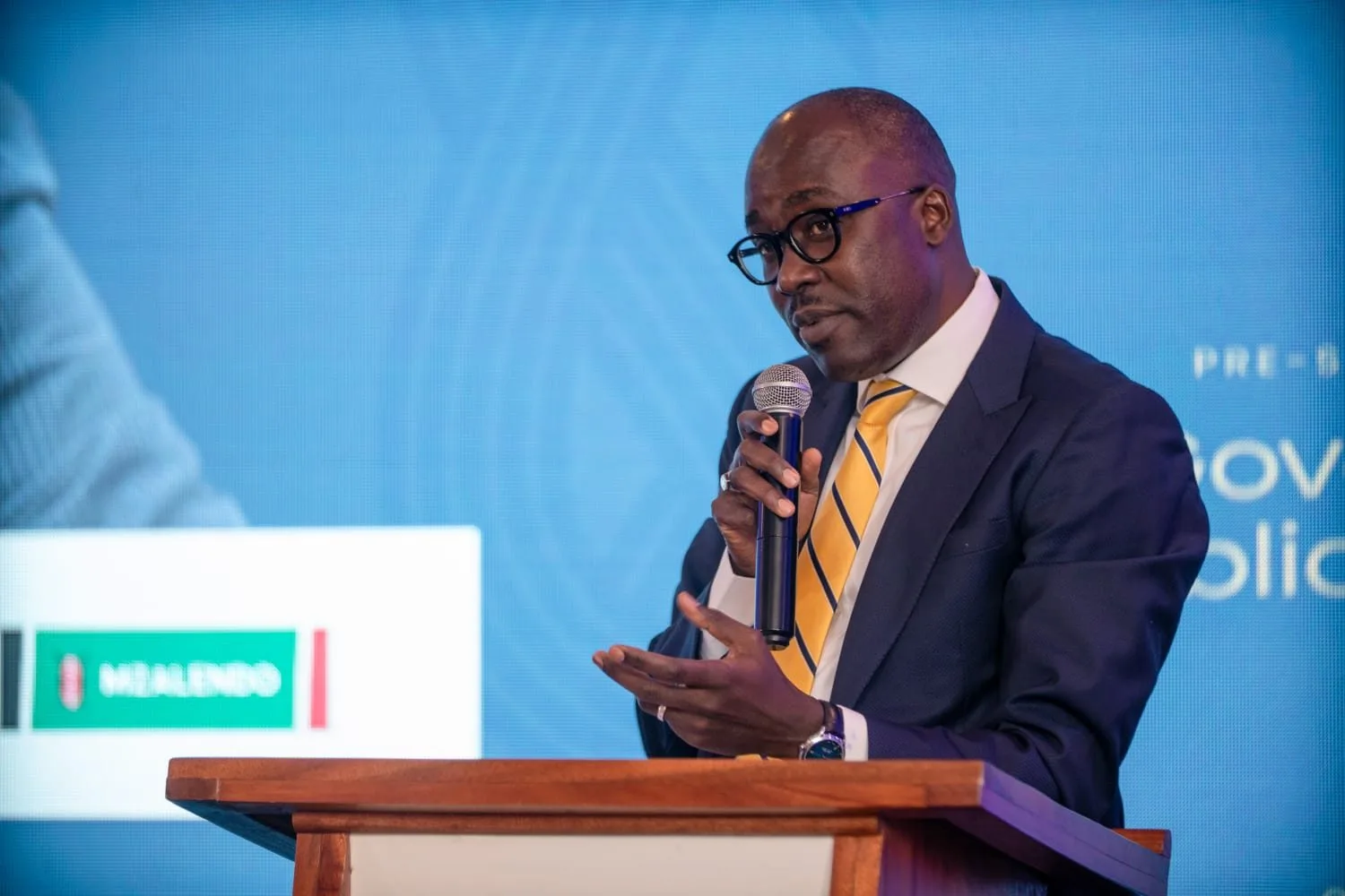 Leaders call for stronger institutions to rebuild public trust