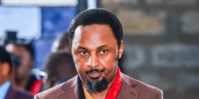 Karungo calls on Ruto to resign over rising political violence and goonism