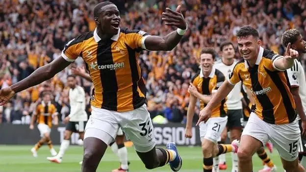 Tough start for Man United after falling to promoted Hull City