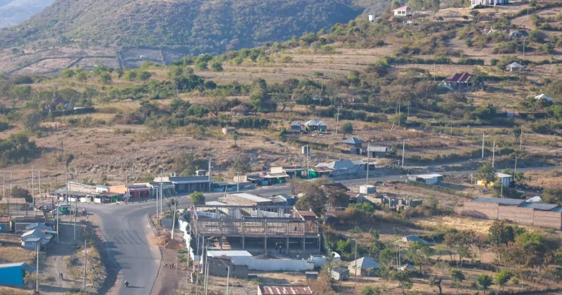 Mbadi says ‘Yemen’ road in Homa Bay now being tarmacked