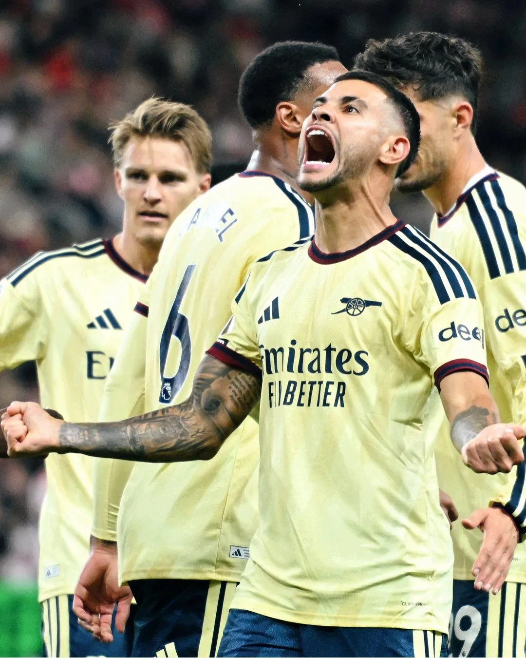 Arsenal dim stubborn Sunderland at Stadium of Light to maintain perfect start to season