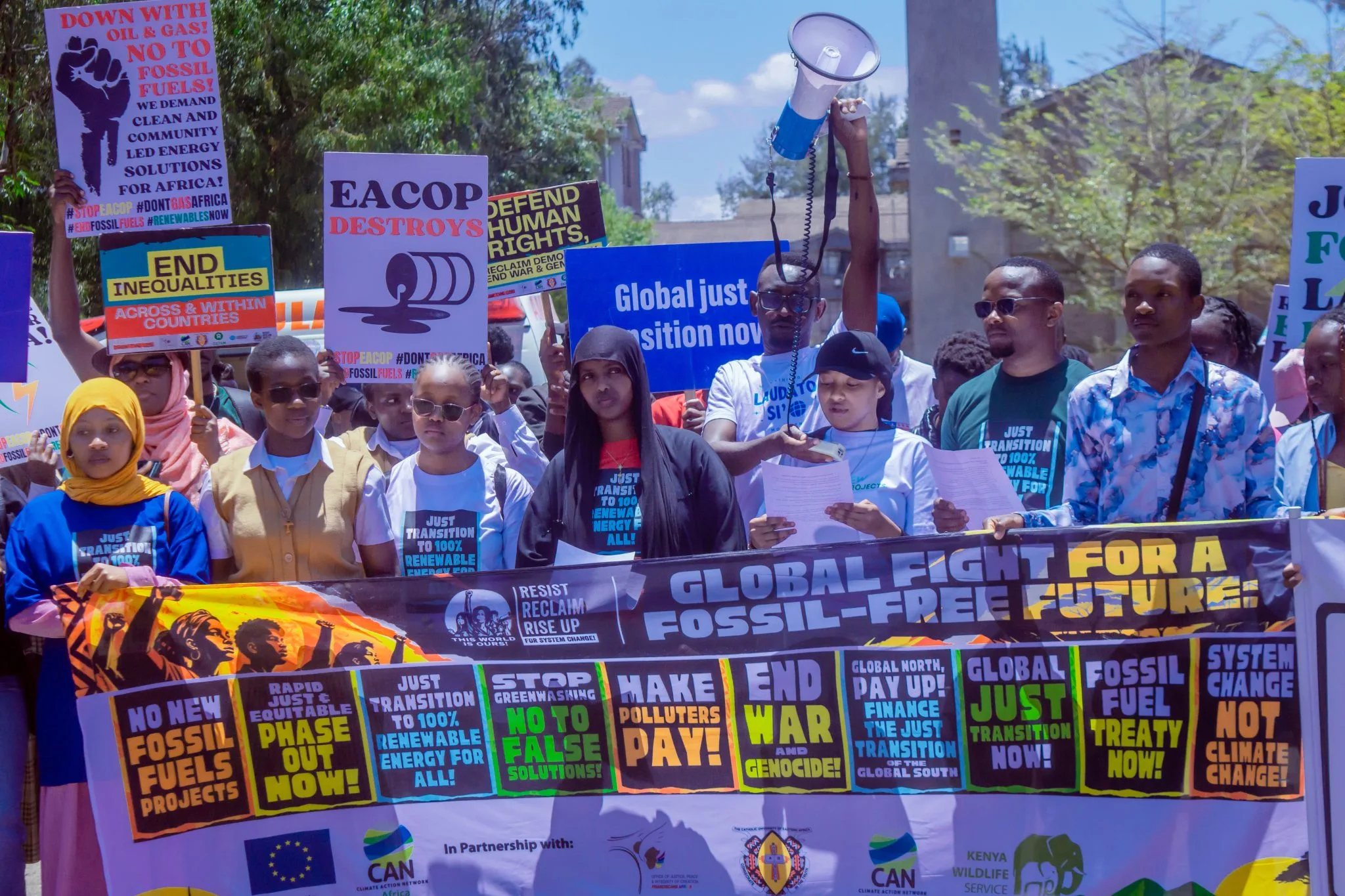 Climate advocates urge Kenya to avoid new fossil-fuel investments