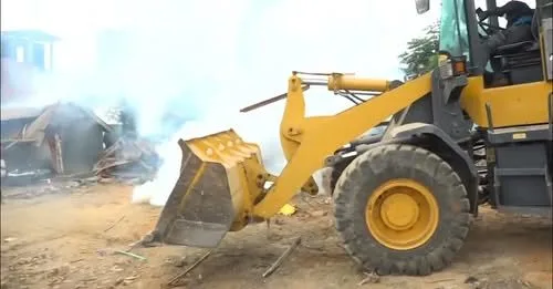 Ruai Land Dispute Turns Chaotic as Police, Residents Clash Over Eviction