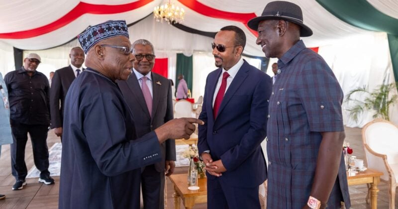 Ruto Accuses Lamu Refinery Court Challengers of Extortion, Urges Kenyans to Invest