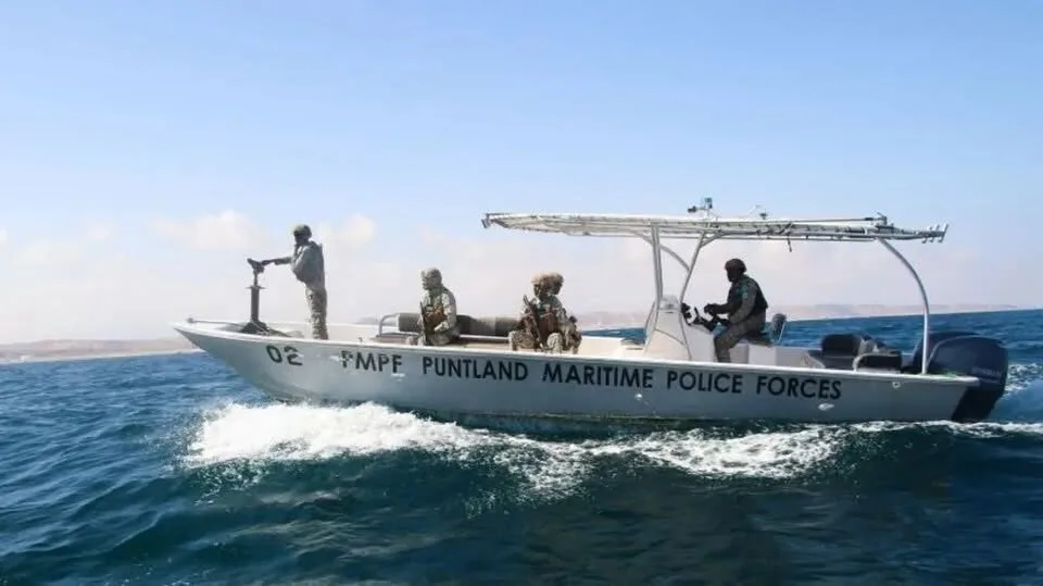 Somali pirates killed oil tanker crew before rescue, official tells BBC