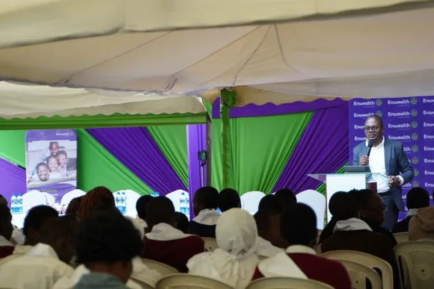 Enwealth Foundation awards scholarships to 412 students