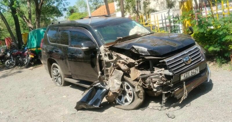 Prado rams into electric pole after high-speed police chase in Kisumu