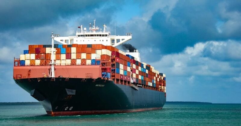 Lamu Port handles 5,200 TEUs from single vessel