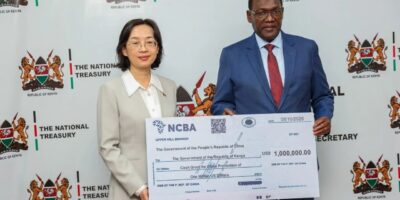 China gives Kenya $2 million for drought relief, Ebola preparedness