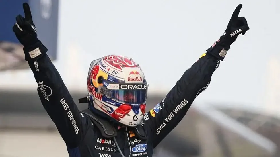 Verstappen wins Bahrain GP in Malaysia after long delays