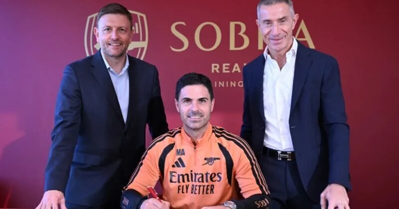 Arteta signs new contract with champions Arsenal