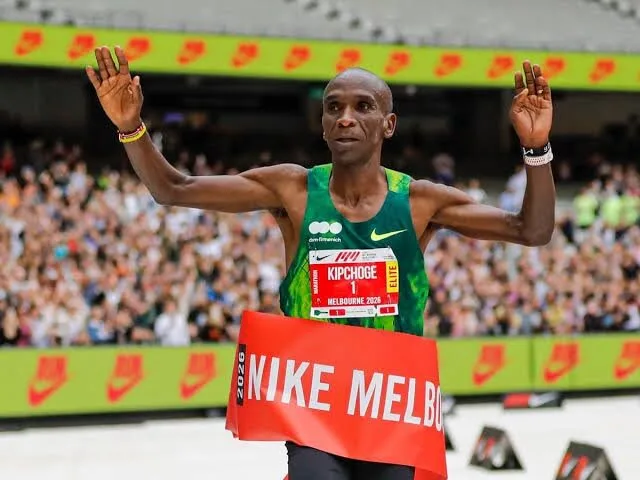 Legendary Kipchoge wins Melbourne Marathon Festival in a course record