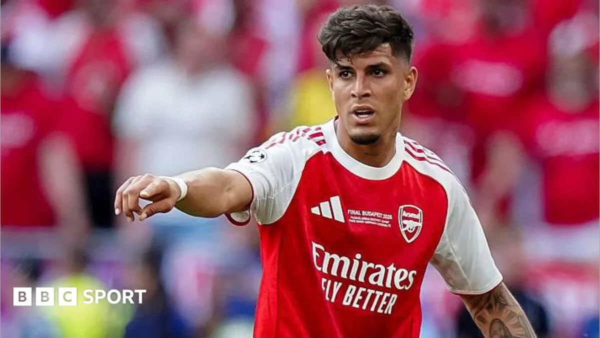 Hincapie injury adds to Arsenal issues after Guimaraes rescue act