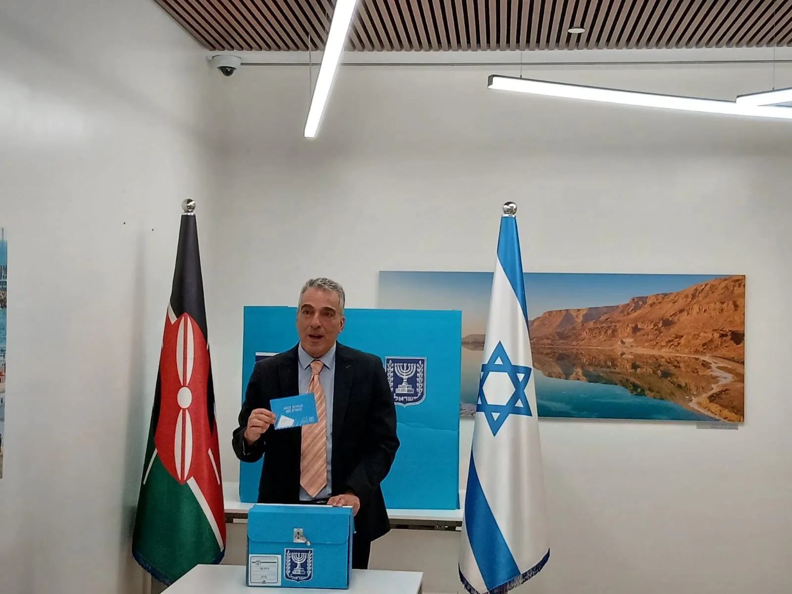 Israeli diplomats vote in Nairobi ahead of October 27 polls