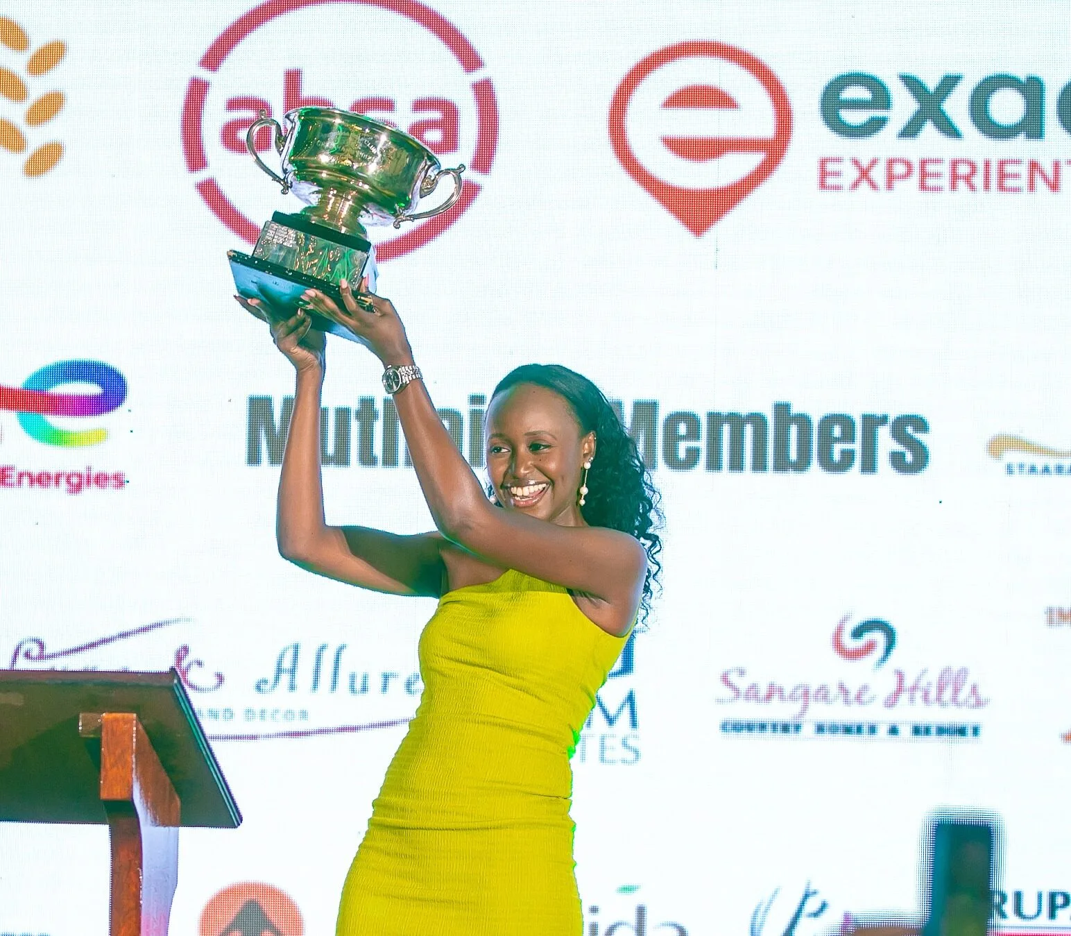 Safaricom supports golfing excellence at Muthaiga and Karen Country Club prizes