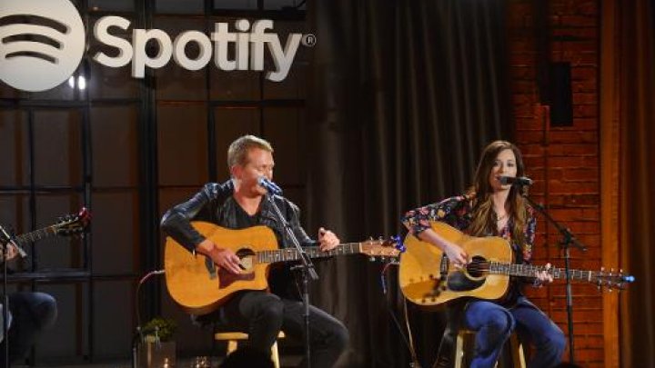 Spotify passes 200 mn paying users, posts 2022 loss