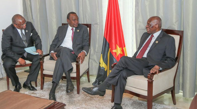 President Kenyatta meets Angola’s Dos Santos to drum up trade