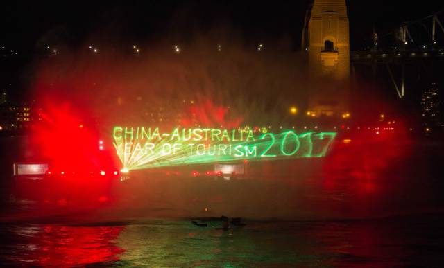 Chinese visitors drive record tourism growth in Australia