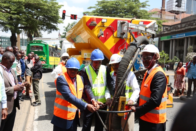 Nairobi County to buy rapid road patching machines for Sh100Mn