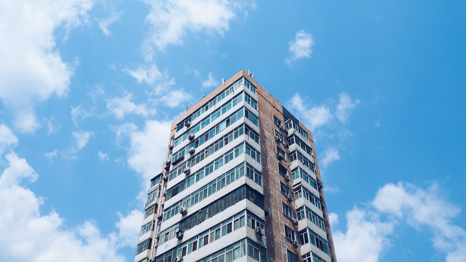 Homebuyers turn to Apartments as appetite for townhouses fizzle out