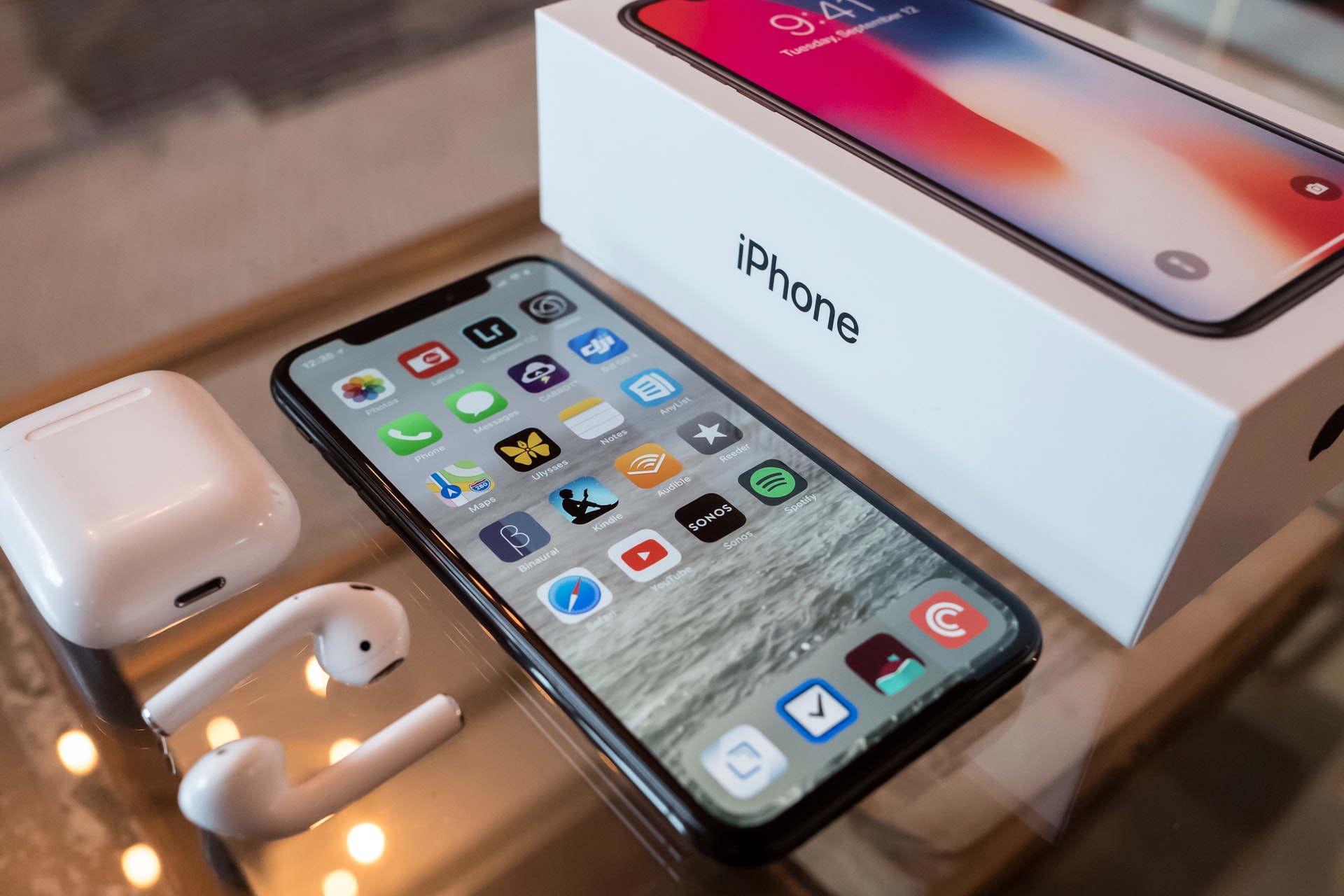One iPhone led police to gang suspected of sending up to 40,000 stolen UK phones to China