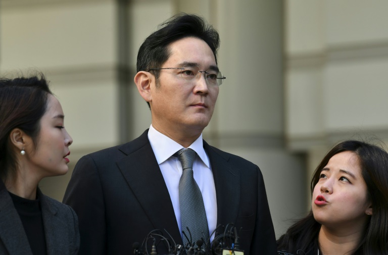 Samsung boss goes on trial on drugs charges