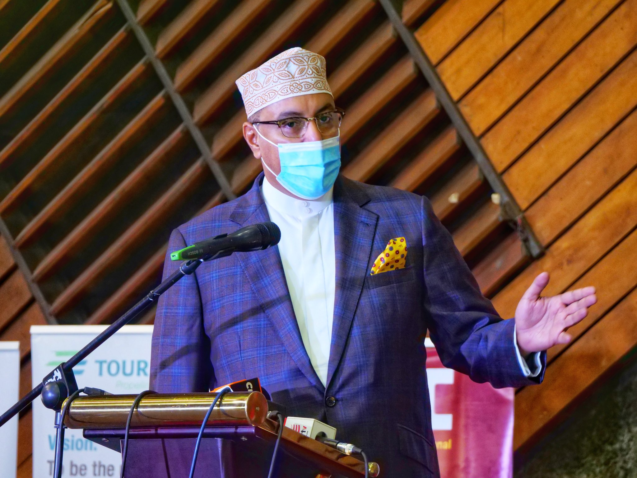 Govt launches COVID-19 vaccination drive for tourism and hospitality workers