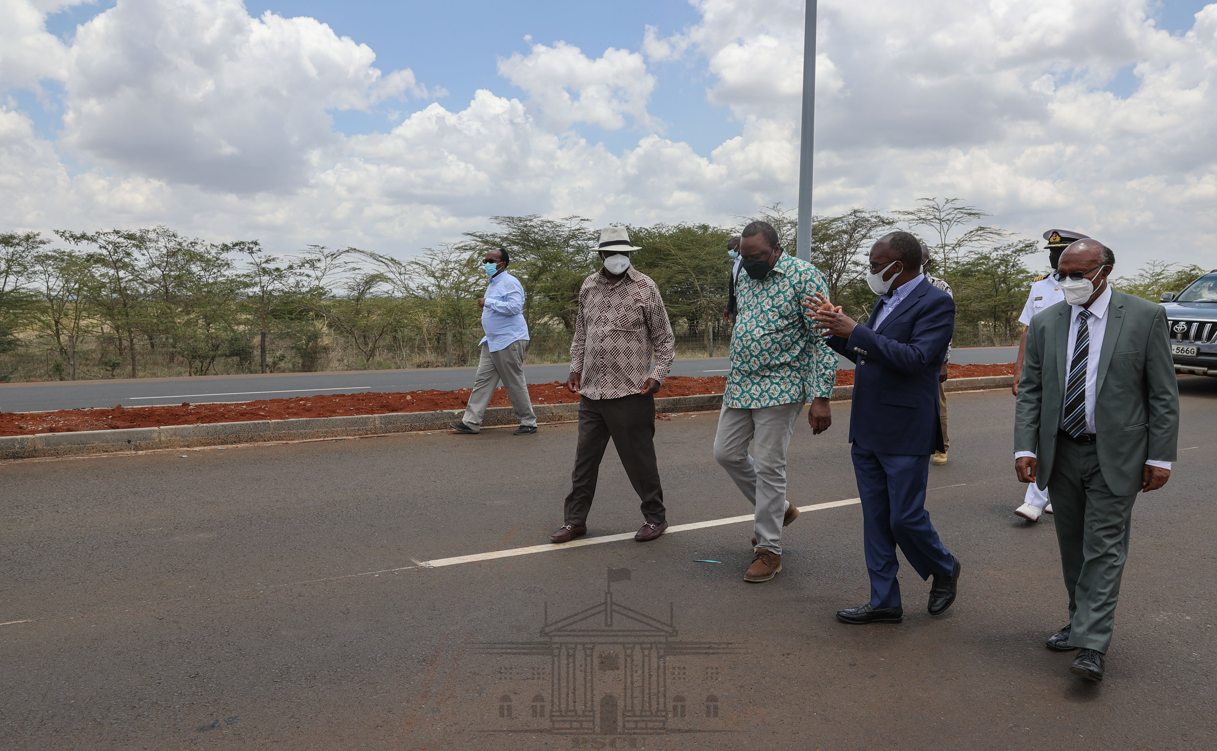 Kenyatta opens new roads, affirms Govt’s commitment to decongest Nairobi
