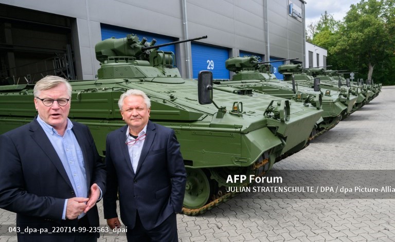 Italy opens corruption probe over Colombia arms sale
