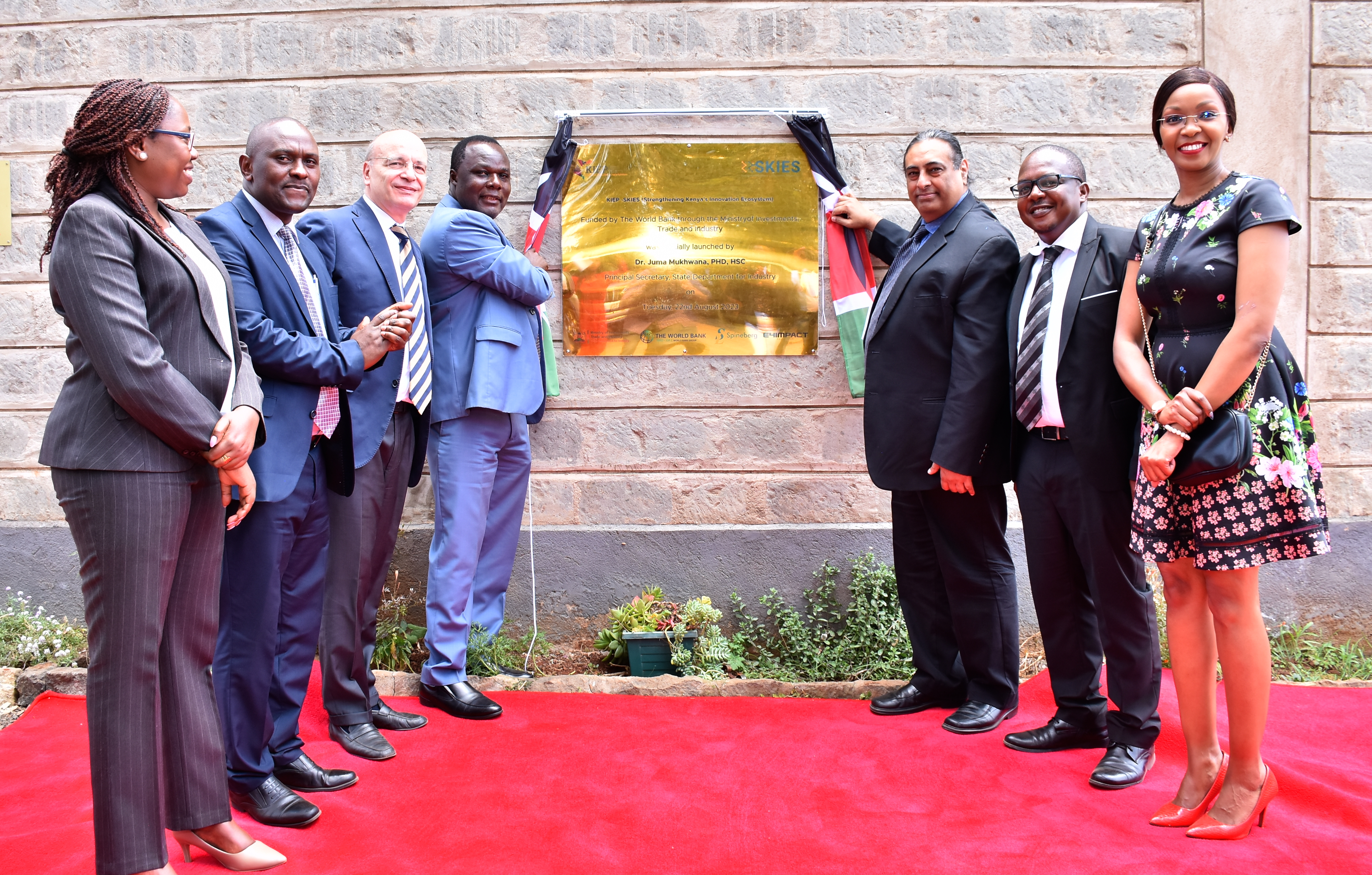 Govt Partners with World Bank to Strengthen Innovation Hubs