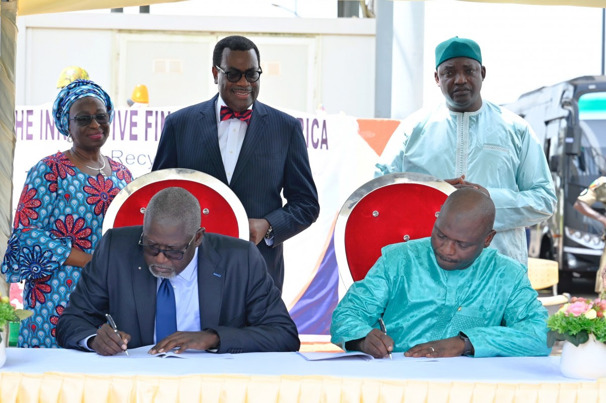 Africa50, Gambia, in a deal to allow Transgambia Bridge Company to operate, maintain Senegambia Bridge