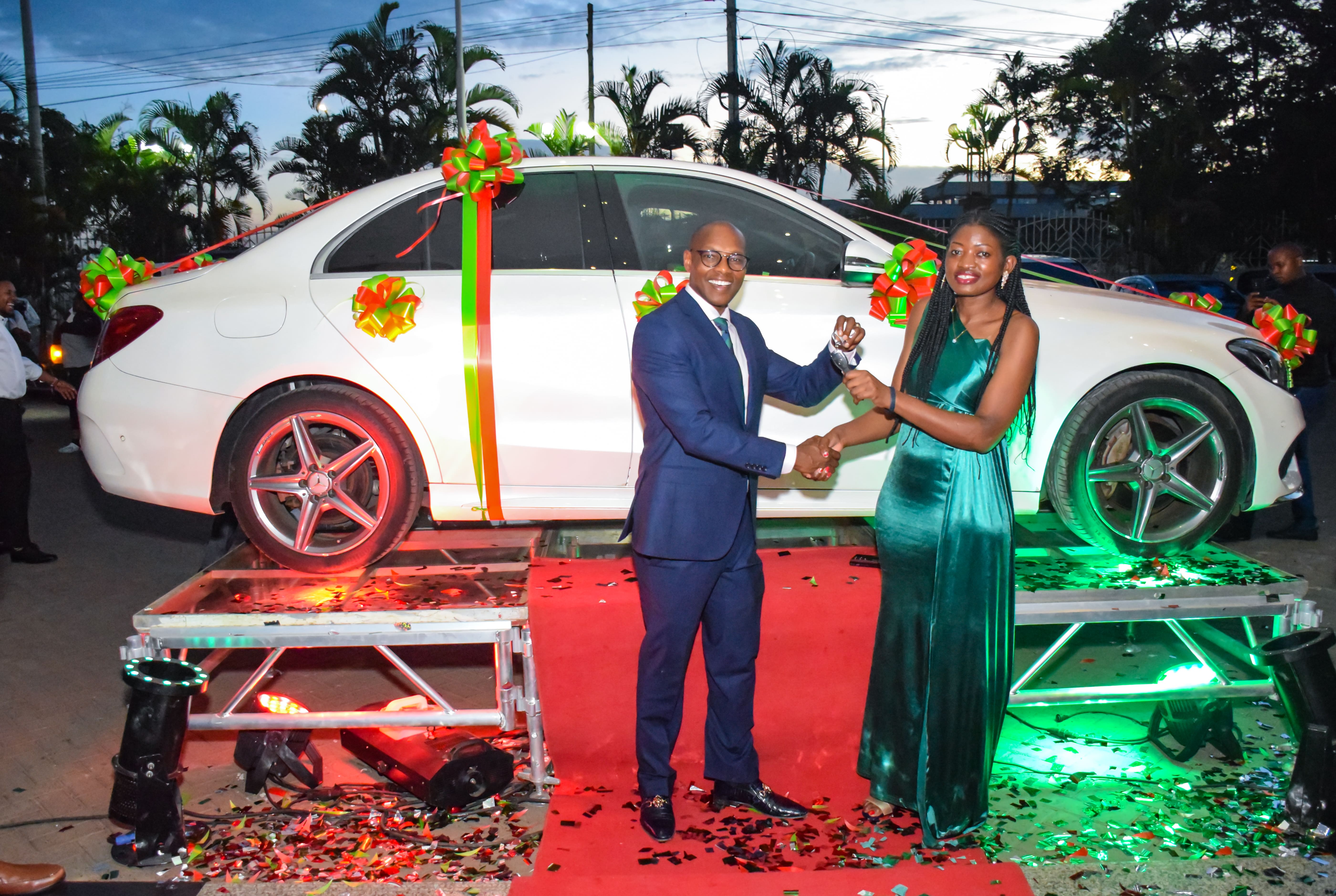 Username investments rewards top performer with a dream car during 5th annual Thamini Awards