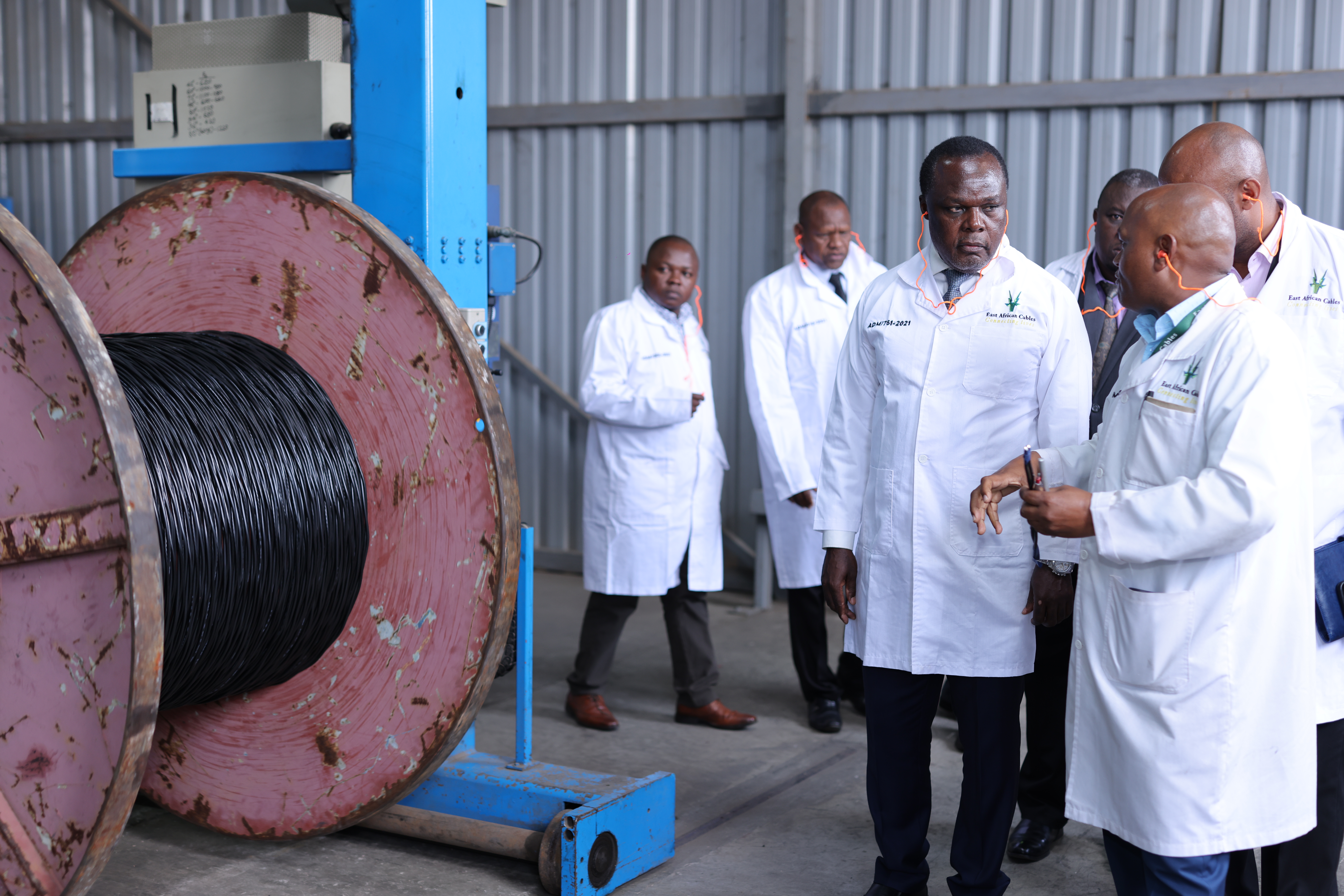 Gov’t commits to revising taxation system to boost manufacturing industry