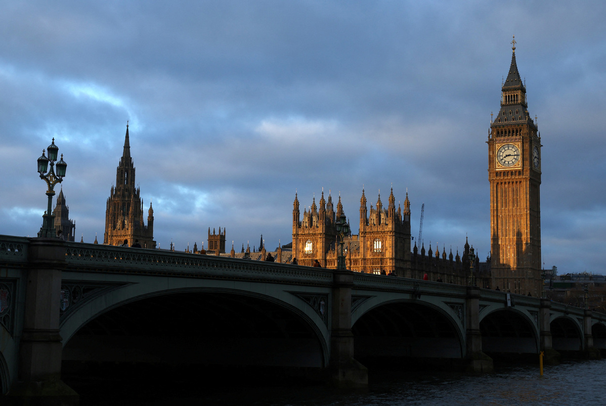 UK economy grew by 0.3% in November, beating forecasts