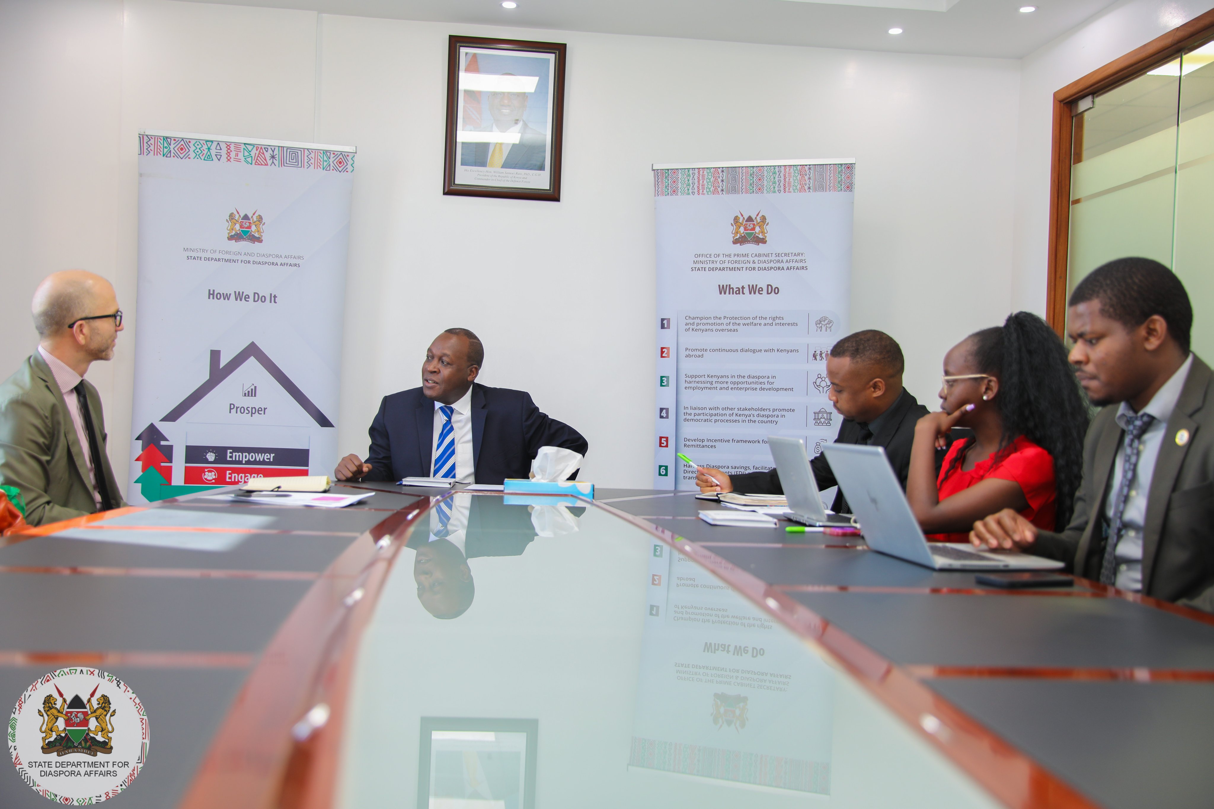 Diaspora Department discusses remittance bottlenecks, innovations