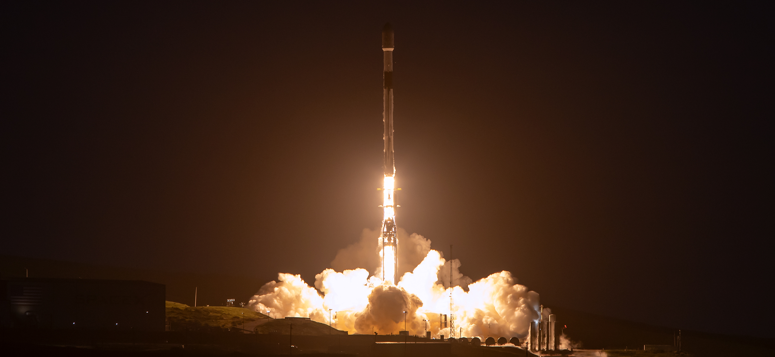 SpaceX launches 22 more Starlink internet satellites into space