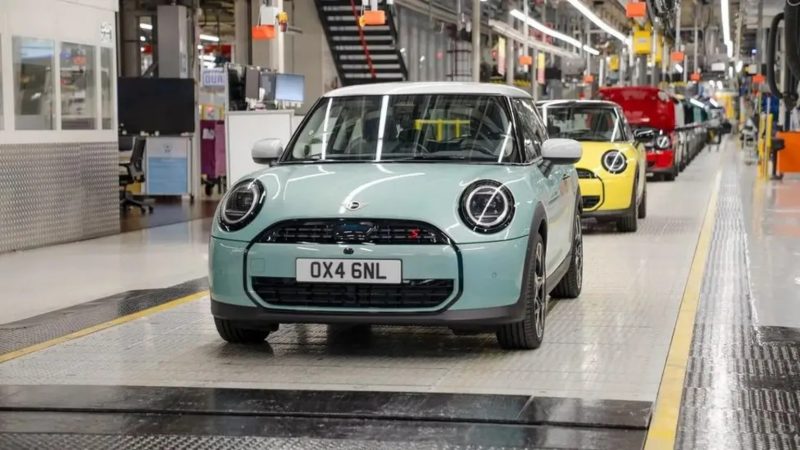 BMW delays electric Mini over ‘uncertainty’