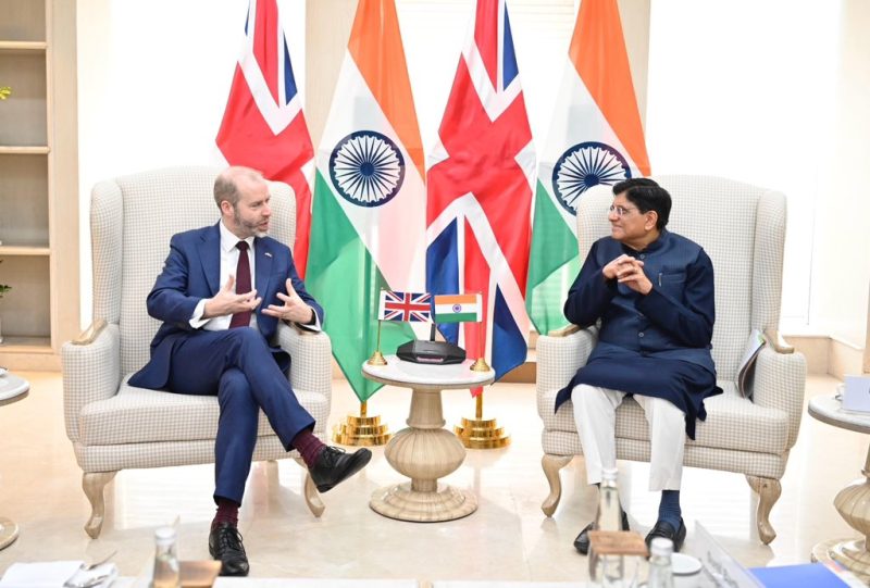 UK and India to relaunch trade talks in Delhi