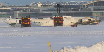 Passengers on crashed Toronto plane offered US$30,000 each