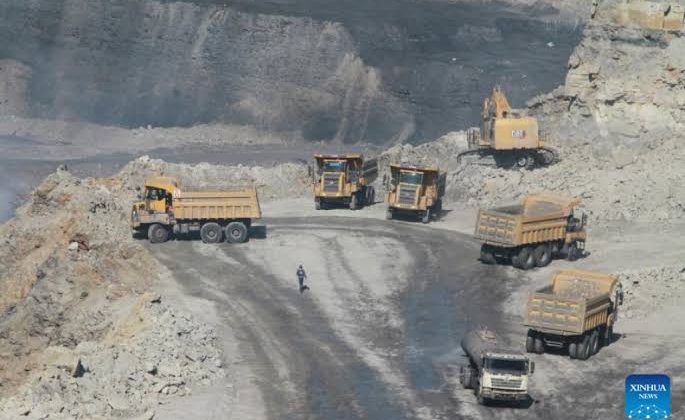 Why is Ukraine negotiating a minerals deal with the US?