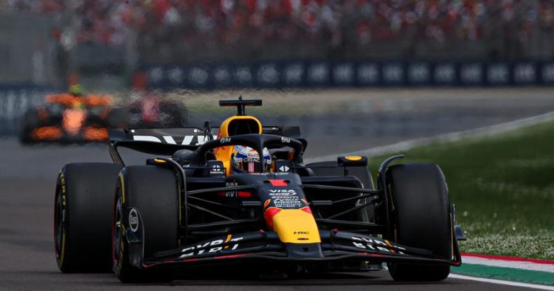 Wolff to sell stake valuing Mercedes F1 at £4.6bn