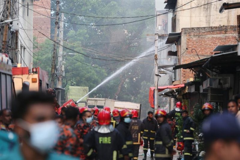 Bangladesh garment factory fire kills at least 16