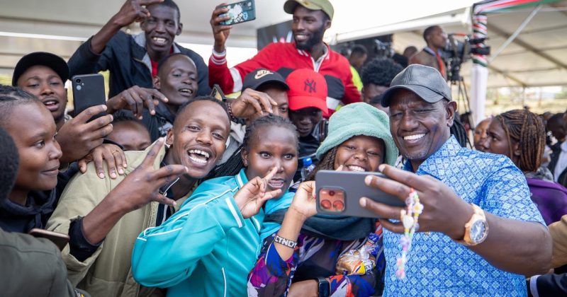 Ruto launches Sh708mn youth fund at Kasarani