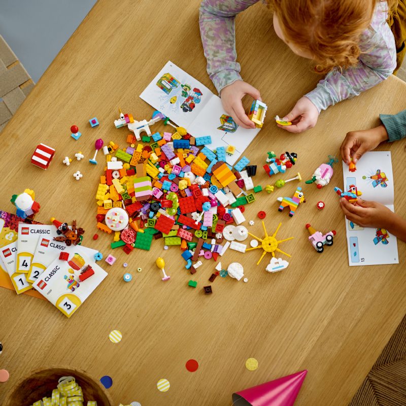 Lego unveils tech-filled Smart Bricks – to play experts’ unease
