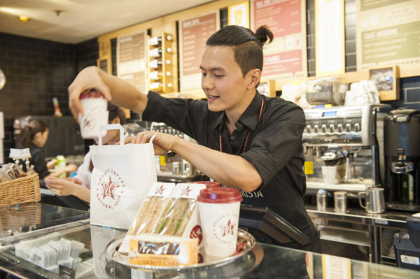 Wage growth slows as number of people employed falls