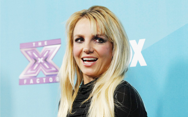 Britney Spears sells rights to entire music catalogue