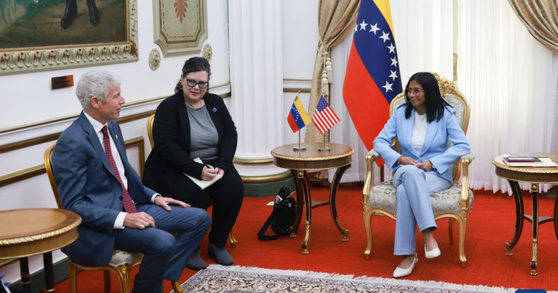 Venezuela and US to work together on mining developments, Rodríguez says